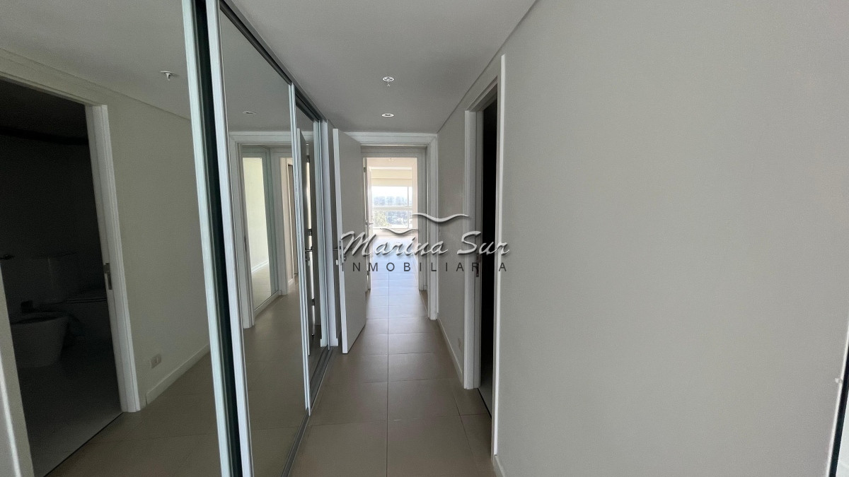 Apartamento ID.147 - Le Parc Torre ll - Increíble apartamento con vista al mar, 2 Suites y Servicio completo