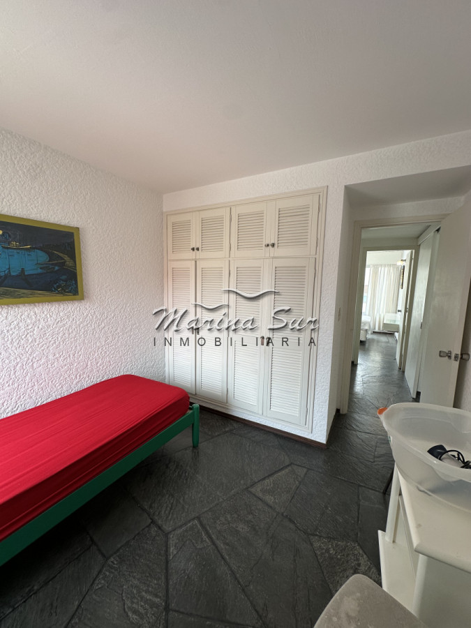 Apartamento ID.301 - OPORTUNIDAD Edificio LOBO 2 Dormitorios en VENTA