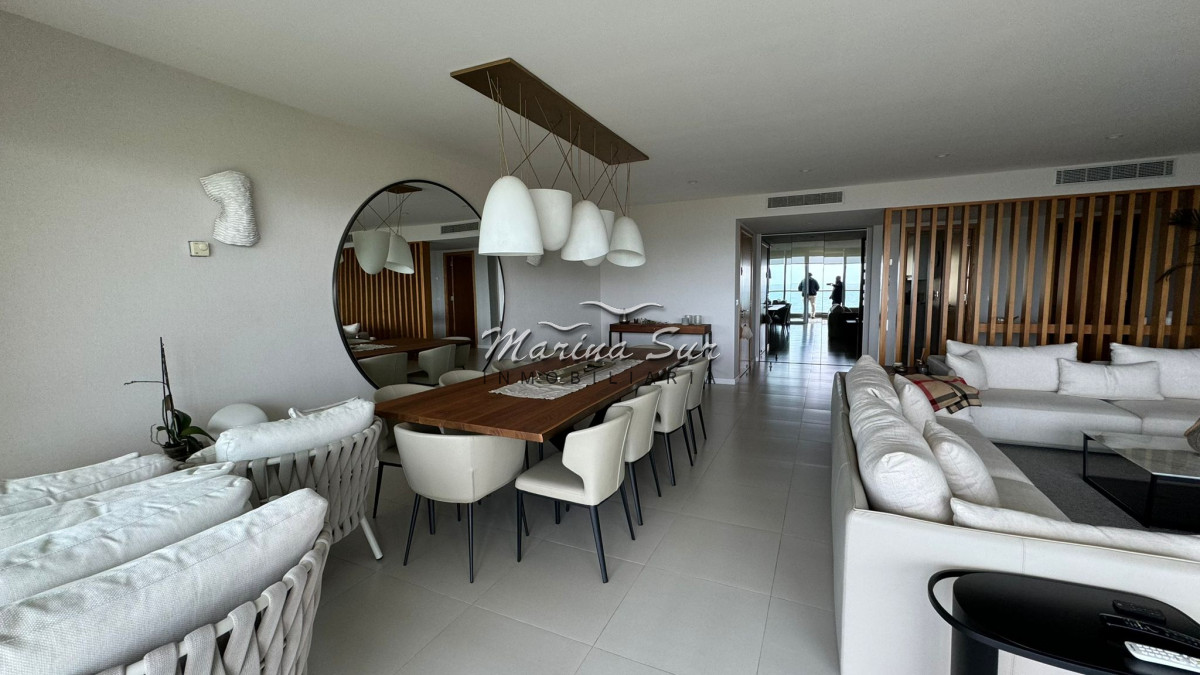 Apartamento ID.125 - Segunda Quincena de Enero Alquiler - Tiburón Océano 3 dormitorios más servicio completo