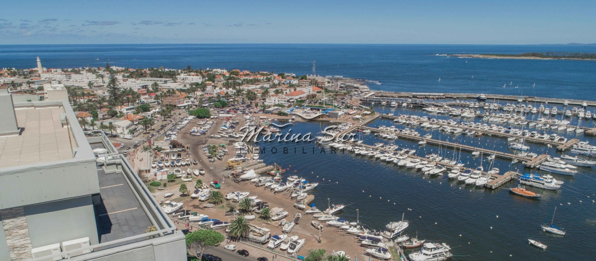 Apartamento ID.129 - Excepcional Penthouse en edificio Monarca 2 suites gran terraza
