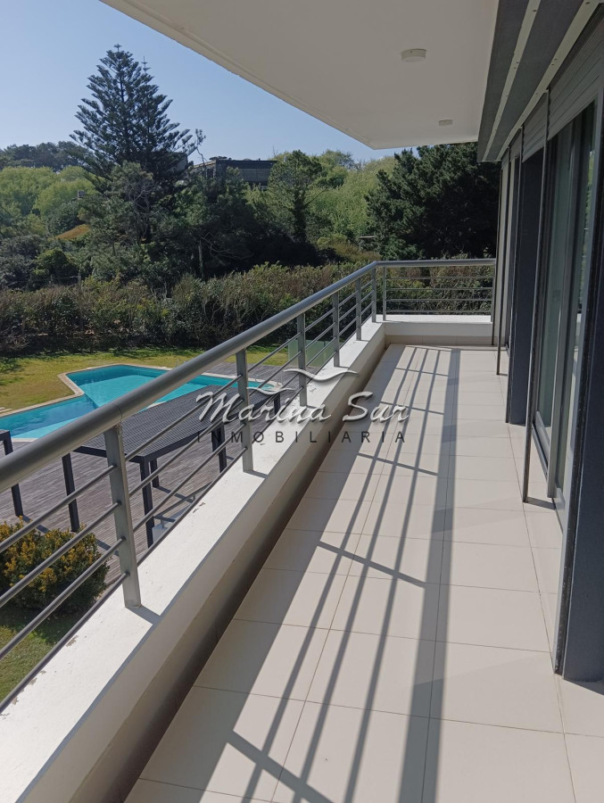 Apartamento ID.20 - Apartamento de tres dormitorios, en una de las mejores zonas de Punta del Este.