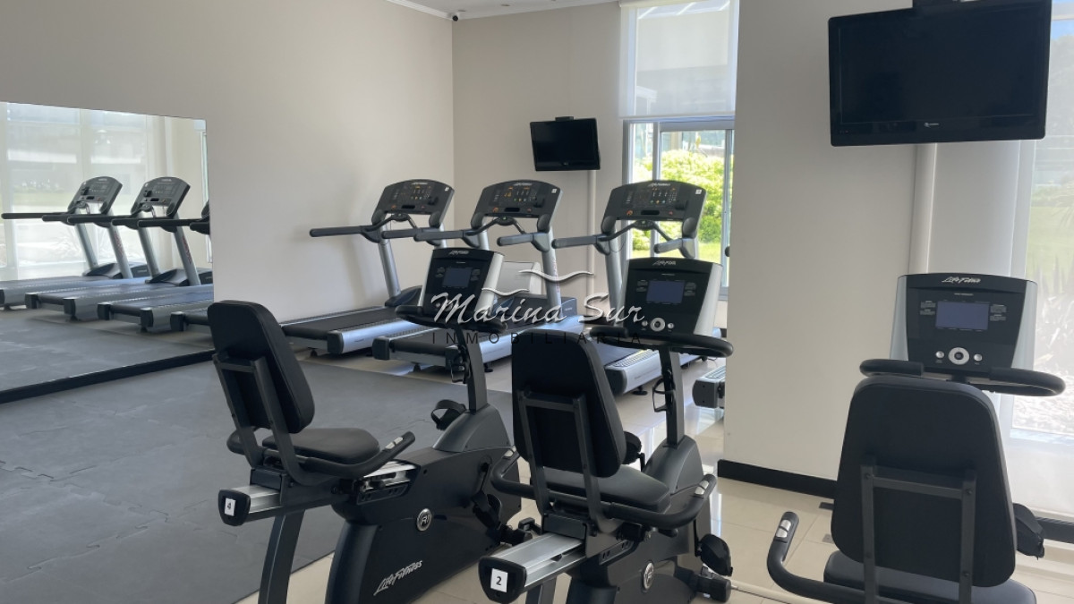 Apartamento ID.15 - Espectacular unidad de tres dormitorios en suite y dependencia de servicio que forma parte de uno de los edificios más exclusivos de Punta del Este