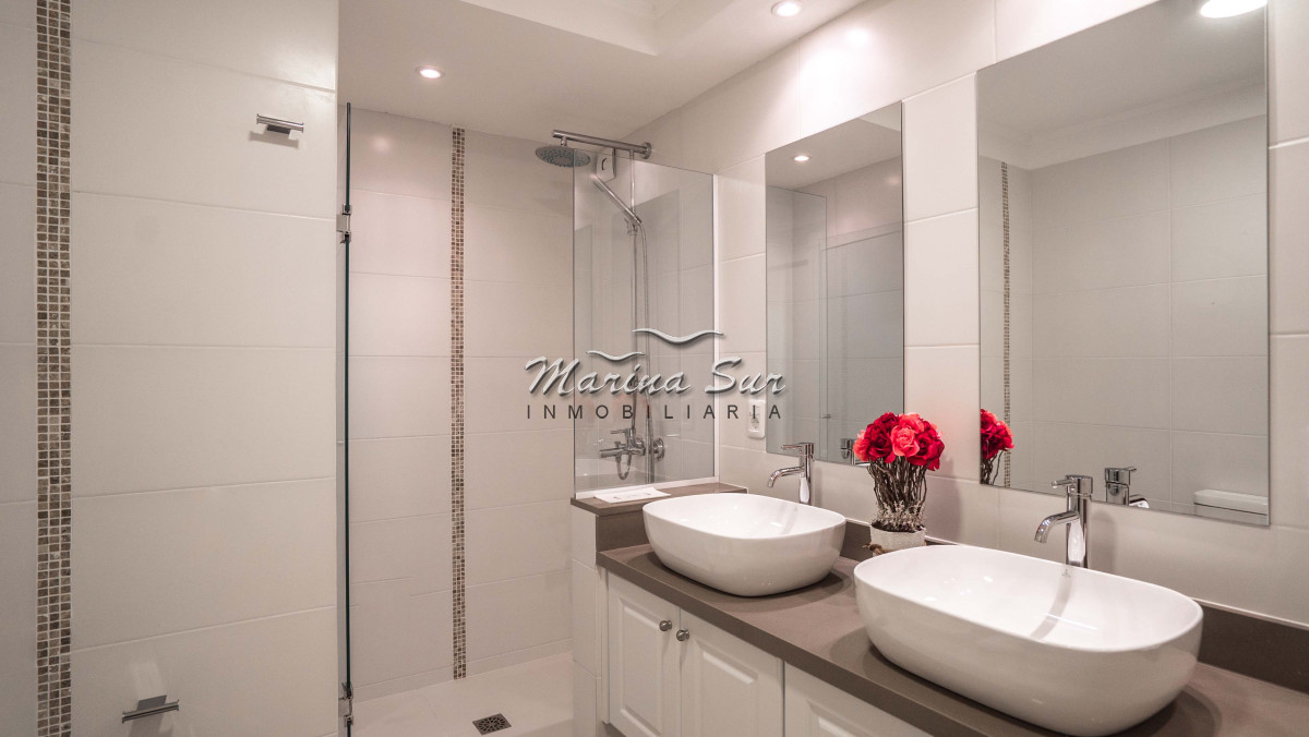 Apartamento ID.129 - Excepcional Penthouse en edificio Monarca 2 suites gran terraza