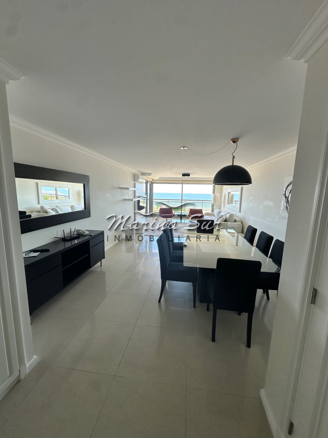 Apartamento ID.19 - Apartamento de tres dormitorios en primera fila Playa Brava, Edificio Torre Imperiale.