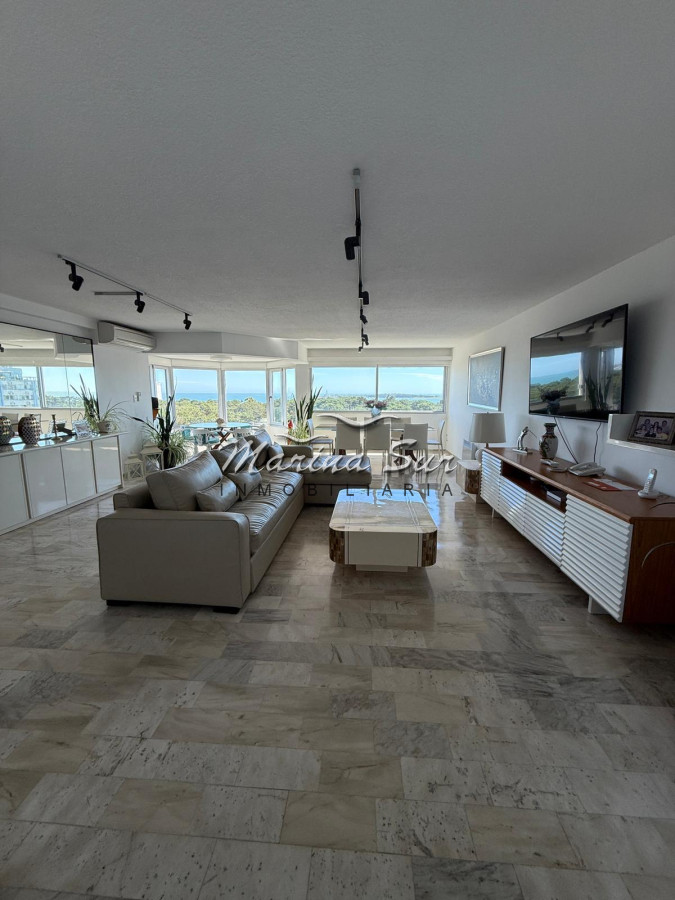 Apartamento ID.223 - Disponible Enero - 3 dormitorios 2 baños Roosevelt P 11