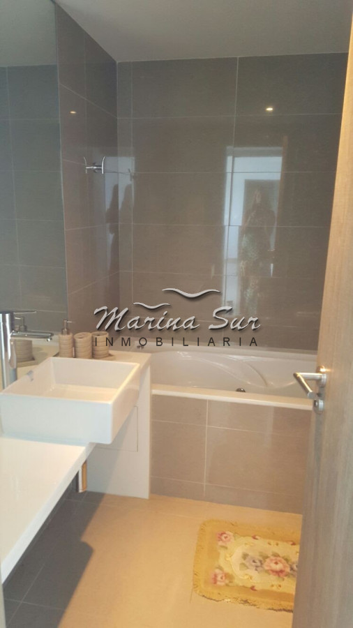 Apartamento ID.295 - Alquiler Temporario Torre Onix Piso Alto 2 Dormitorios 2 Baños