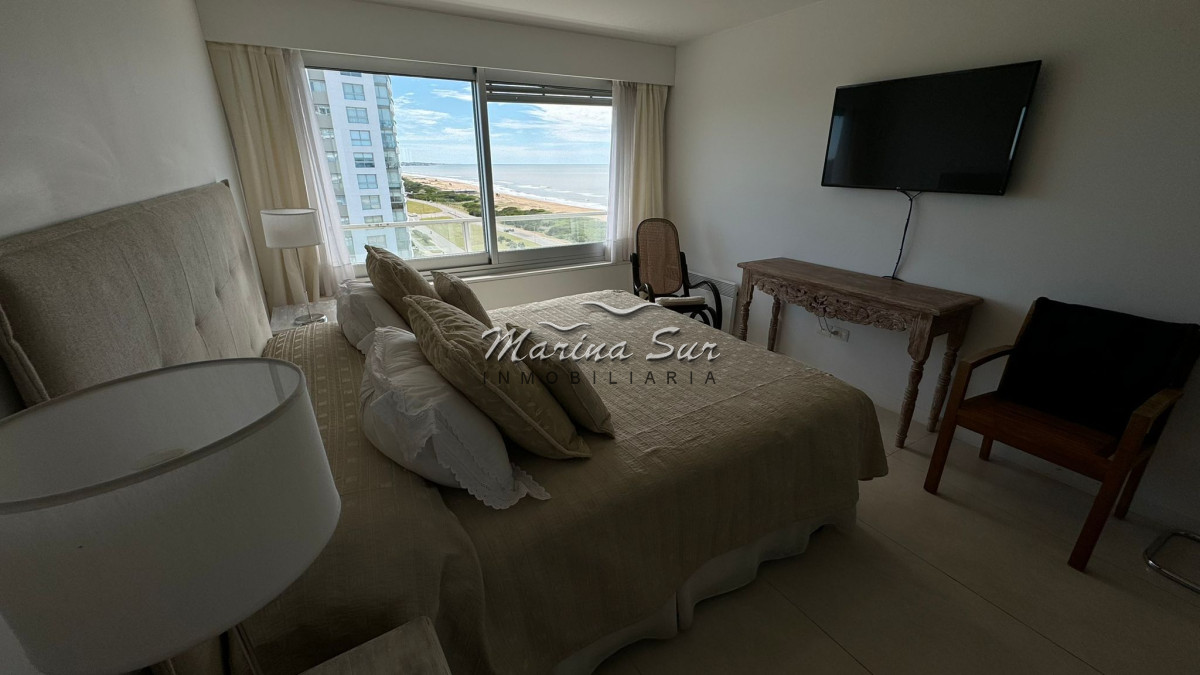Apartamento ID.204 - Primera Fila Tiburon 1 - 3 dormitorios más servicio completo