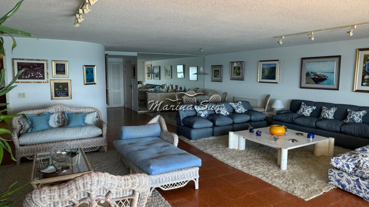 Apartamento ID.150 - Estrella de Mar - 3 Dormitorios 2 Baños y Servicio Completo
