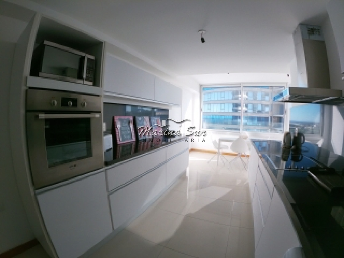Apartamento ID.27 - Apartamento a la venta en Edificio de categoría 4 dormitorios 5 baños