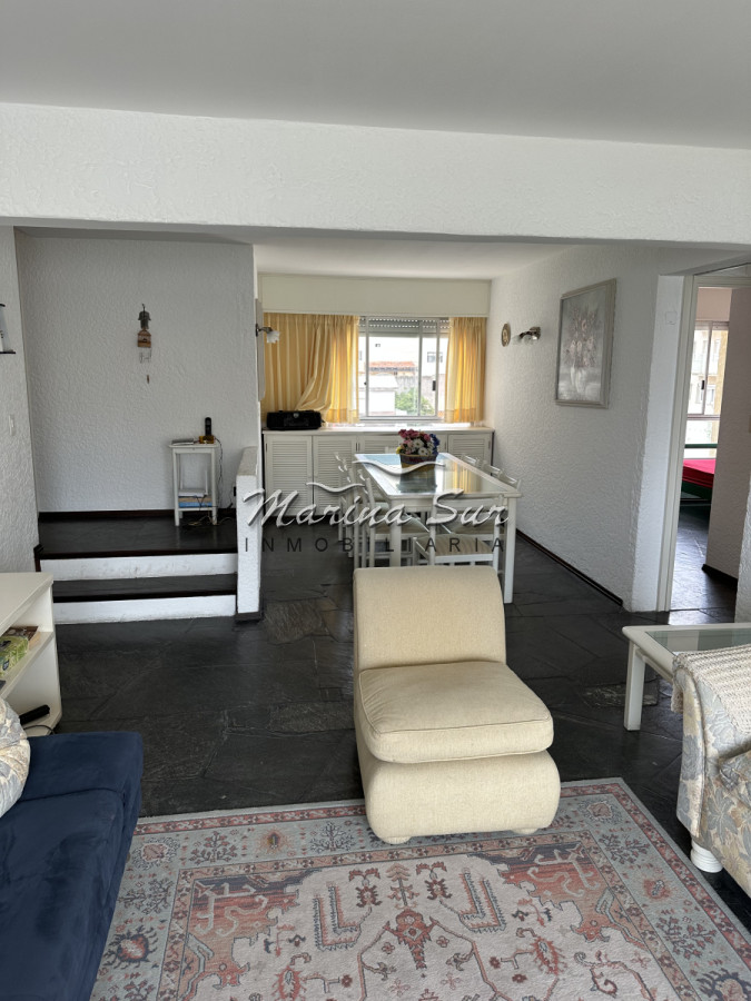 Apartamento ID.301 - OPORTUNIDAD Edificio LOBO 2 Dormitorios en VENTA