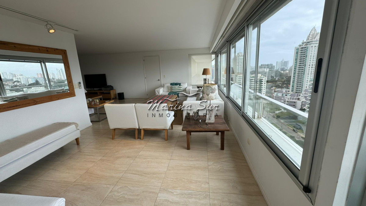 Apartamento ID.107 - Tiburon 1 en Venta 3 Dormitorios más Servicio