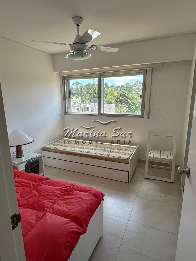 Apartamento ID.218 - Mansa en Venta 3 Dormitorios 2 Baños Primera Fila