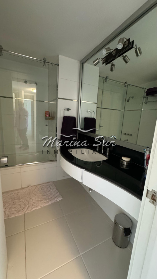 Apartamento ID.79 - Venta 3 dormitorios Playa Brava Tiburón 1