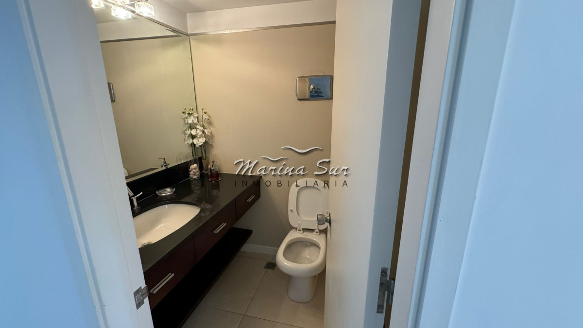 Apartamento ID.204 - Primera Fila Tiburon 1 - 3 dormitorios más servicio completo