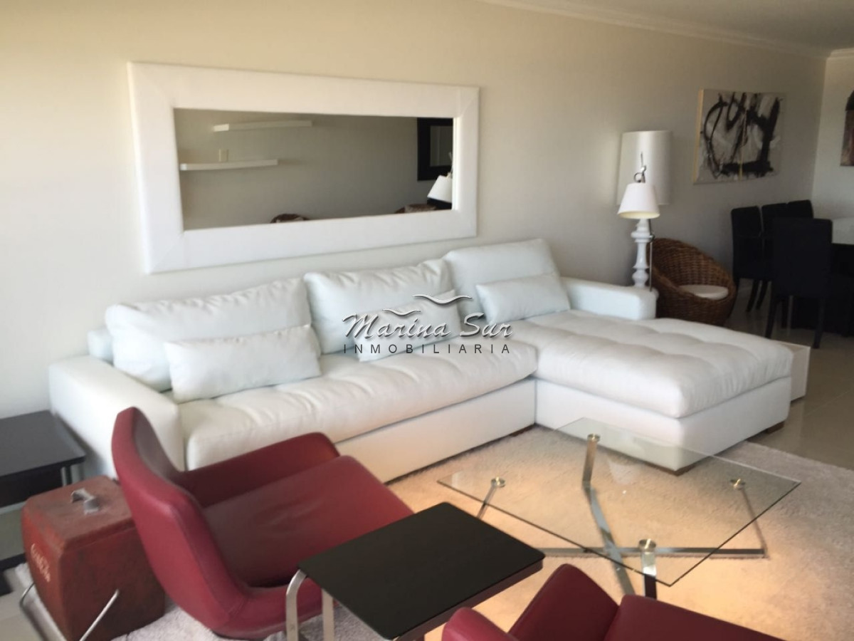 Apartamento ID.19 - Apartamento de tres dormitorios en primera fila Playa Brava, Edificio Torre Imperiale.
