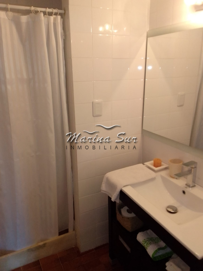 Apartamento ID.170 - Lomas de Manantiales Primera Fila 2 Dormitorios más Servicio Alquiler de Verano