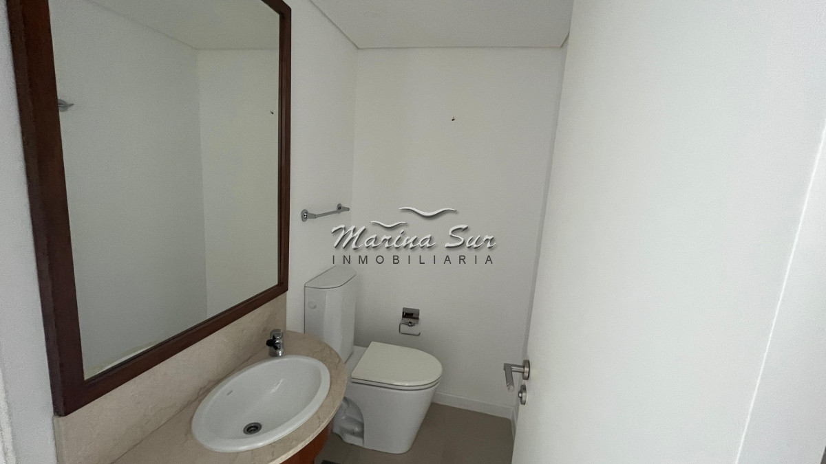 Apartamento ID.147 - Le Parc Torre ll - Increíble apartamento con vista al mar, 2 Suites y Servicio completo