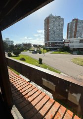Venta y Alquiler 2 dormitorios 2 baños P. 5 Playa Mansa