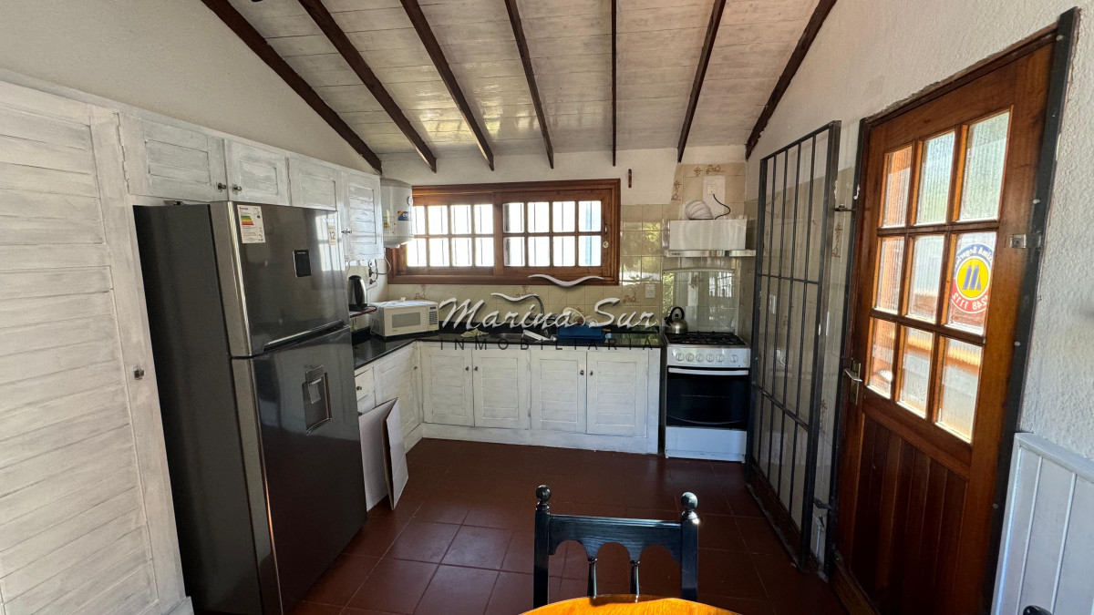 Casa ID.213 - Alquiler de verano 3 dormitorios más dependencia - San Rafael