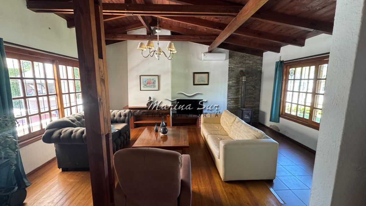 Casa ID.213 - Alquiler de verano 3 dormitorios más dependencia - San Rafael