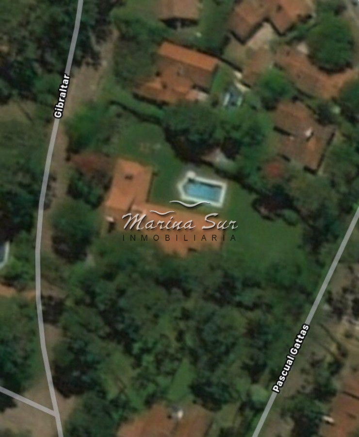 Casa ID.12 - Hermosa casa construida en sistema tradicional, zona residencial de Punta del Este cercana a colegios, Shopping, Playa.