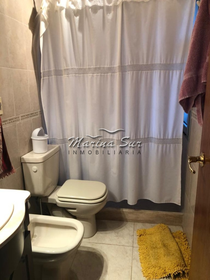 Casa ID.10 - Casa de Balneario Buenos Aires, 2 dormitorios 2 baños, 50 metros del mar.