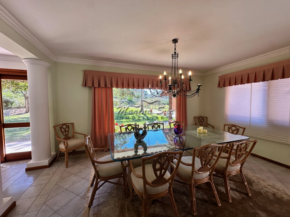 Casa ID.320 - Espectacular casa de 5 dormitorios en venta Golf