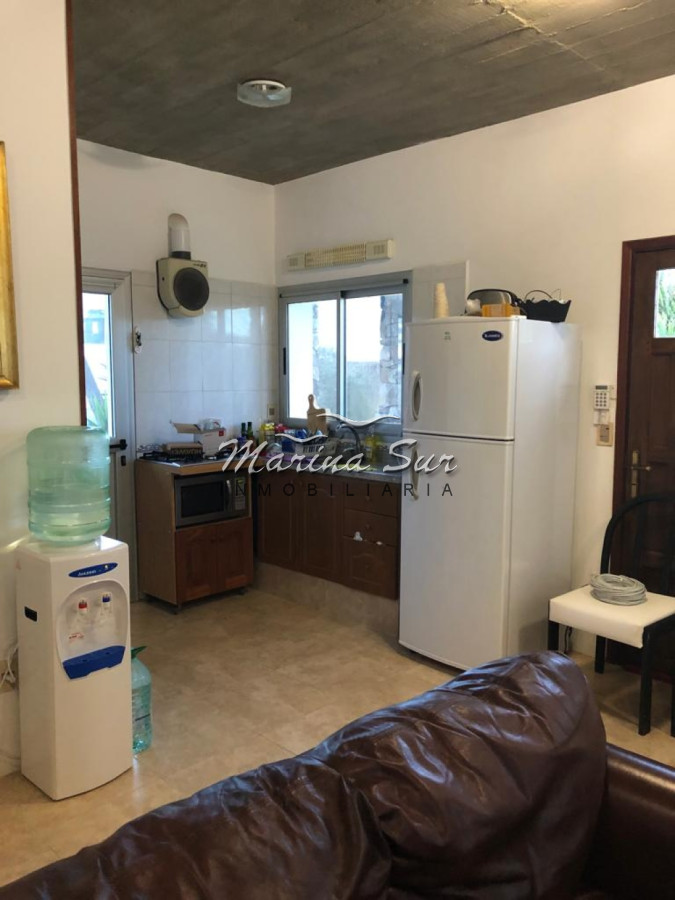 Casa ID.10 - Casa de Balneario Buenos Aires, 2 dormitorios 2 baños, 50 metros del mar.