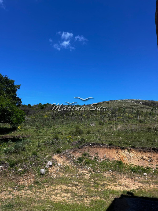 Campo Ref.313 - Espectacular campo en venta, 104 hás, ideal inversión ganadera o para fraccionar en chacras o lotes. 