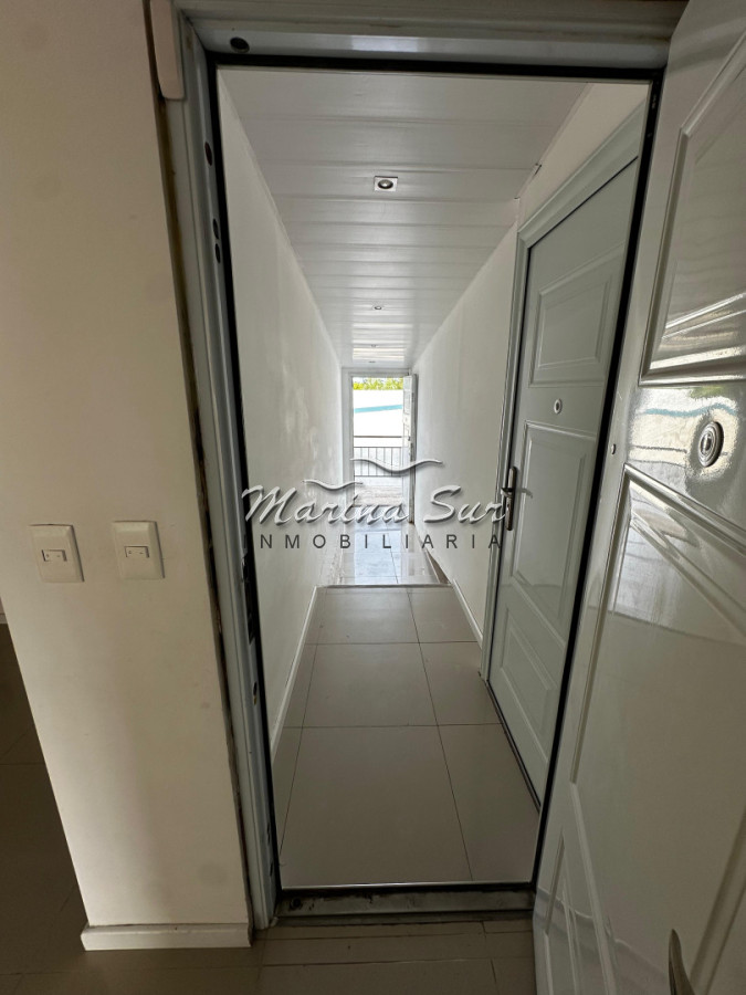 Local Comercial ID.306 - renta 13 porciento de renta 3 locales unidos ideal supermercado y viviendas en planta superior