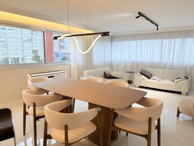 Venta Apartamento Peninsula 3 dormitorios Punta del Este