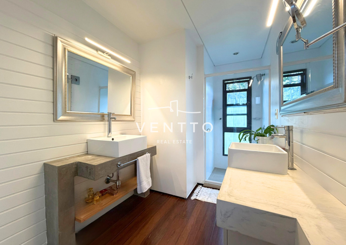Casa ID.23 - Casa En Venta 3 dormitorios en Parque Burnett
