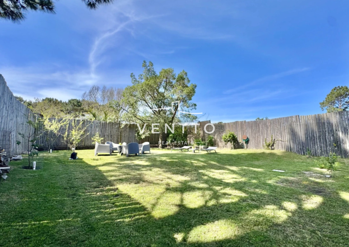 Casa ID.23 - Casa En Venta 3 dormitorios en Parque Burnett