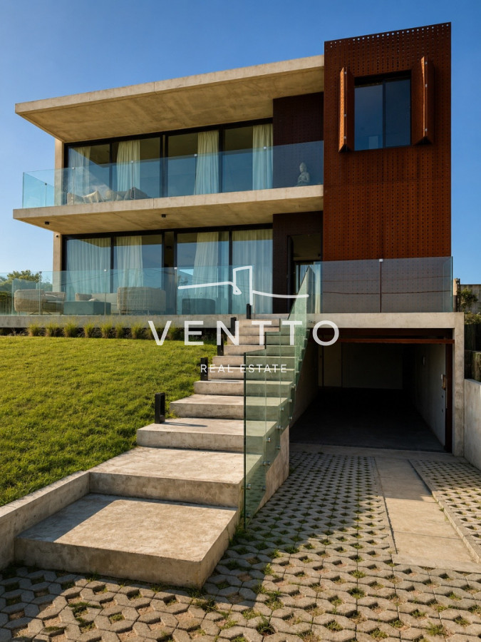 Casa ID.31 - Exclusiva Casa en Primera Línea de La Juanita