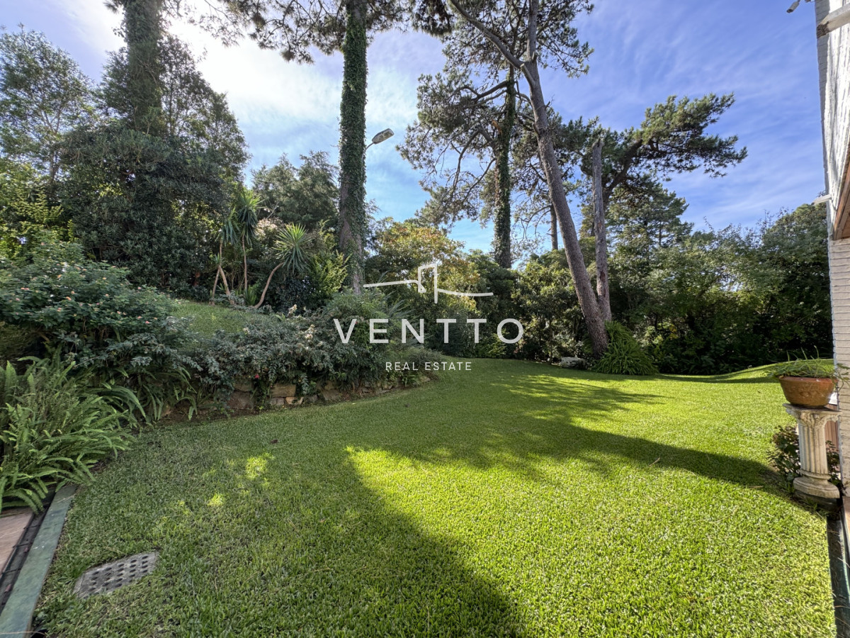 Casa ID.26 - Casa en Venta 4 suites Cantegril Playa Mansa Punta del Este