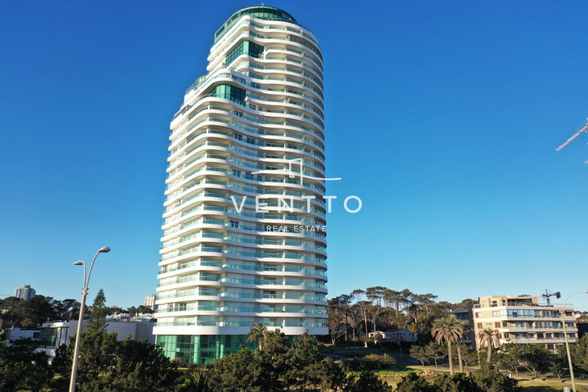 Apartamento ID.13 - Penthouse Aquarela 3 suites y dependencia Punta del Este