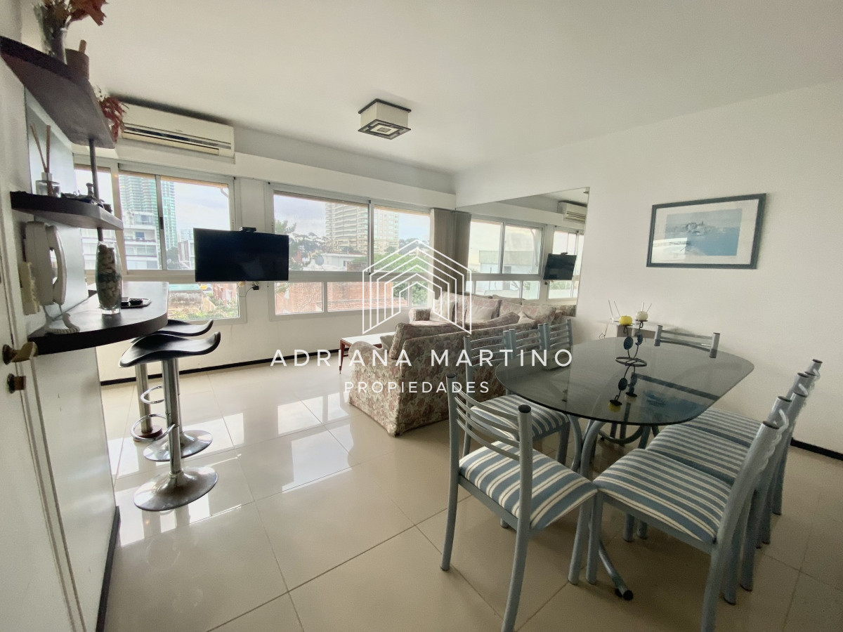 Cómodo y luminoso apartamento en alquiler anual. - GoPunta - Portal Inmobiliario de Punta del Este - Maldonado