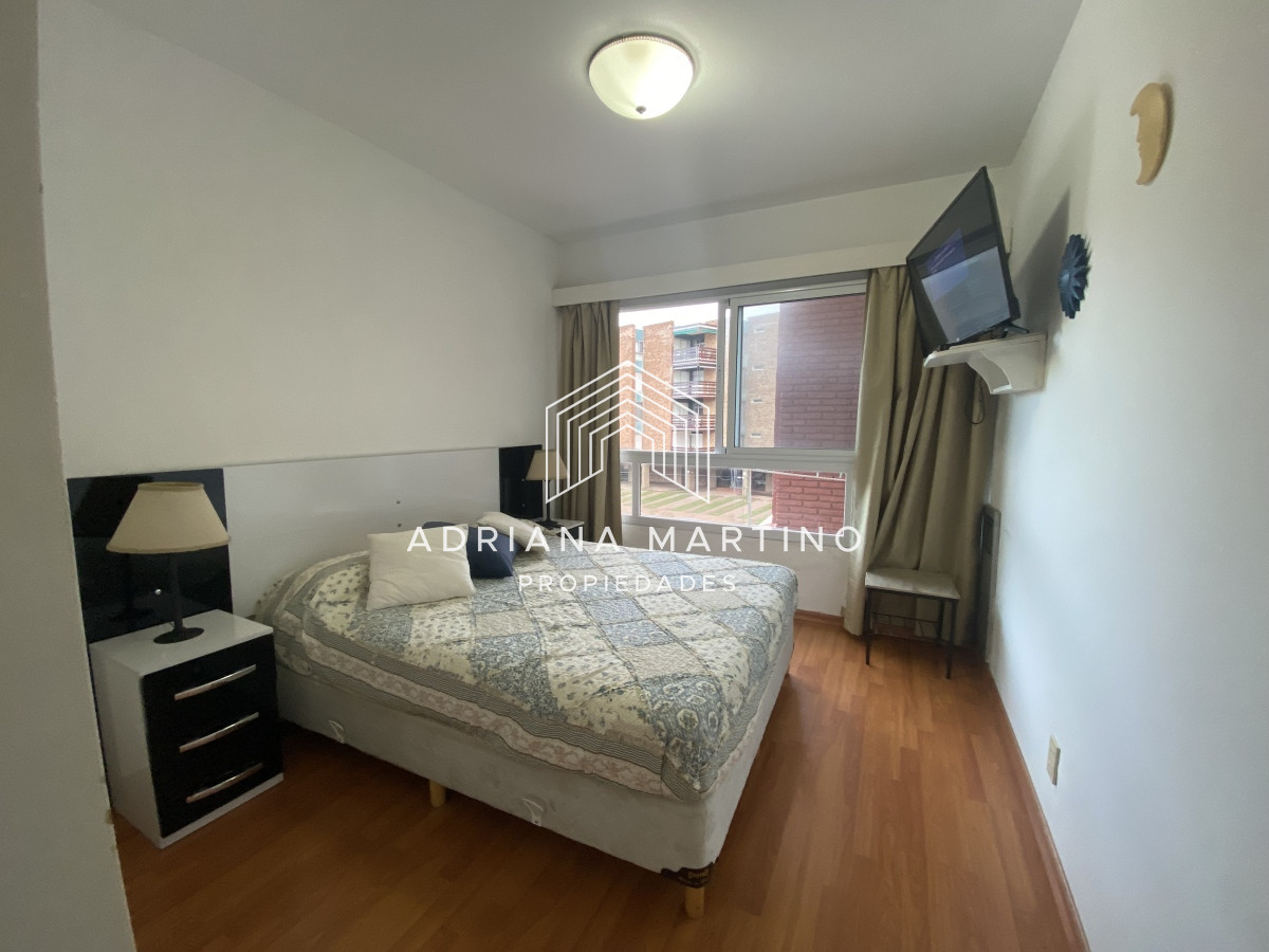 Cómodo y luminoso apartamento en alquiler anual. - GoPunta - Portal Inmobiliario de Punta del Este - Maldonado