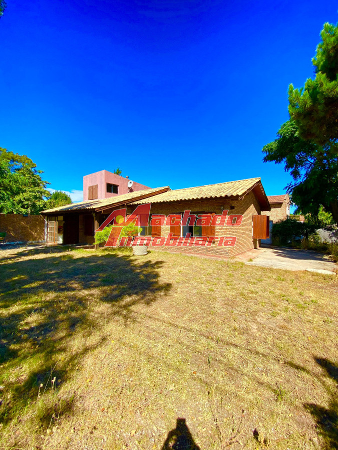 casa en venta a pasos del mar en tio tom punta ballena.  - mch12661c
