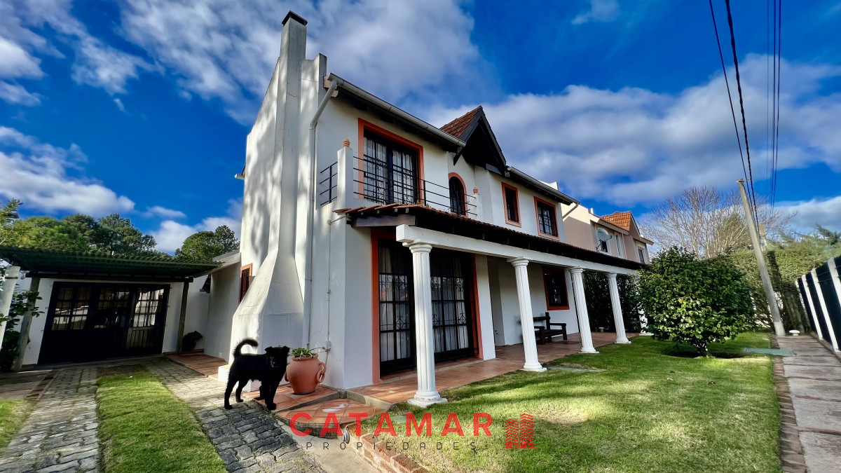 Casa ID.758 - Casa en venta 3 dormitorios pinares