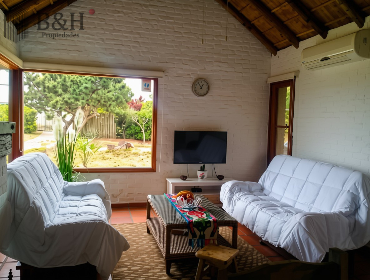 Casa ID.7636 - Casa alquiler venta Montoya 