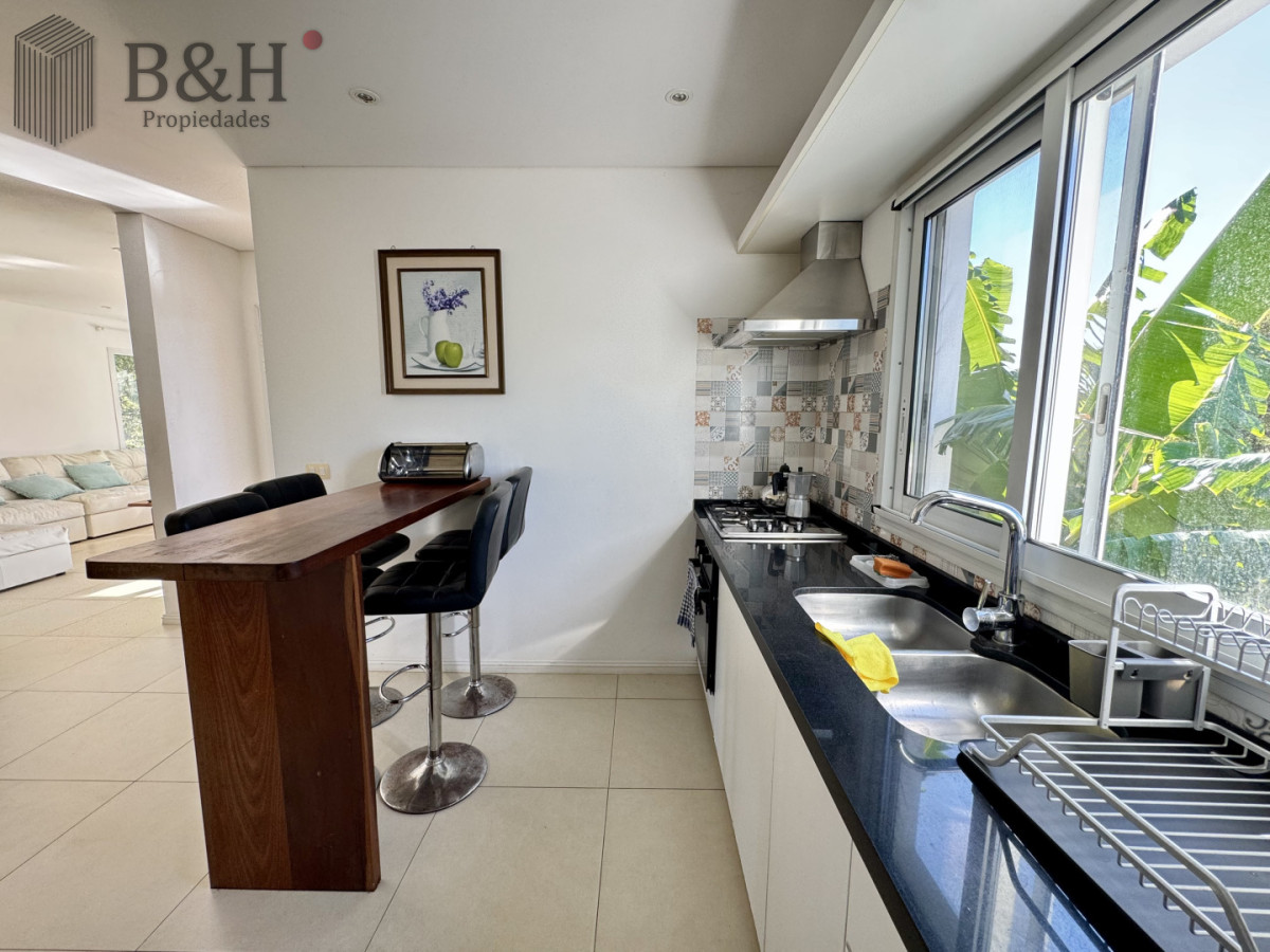 Casa ID.6868 - Casa en alquiler en el tesoro la barra
