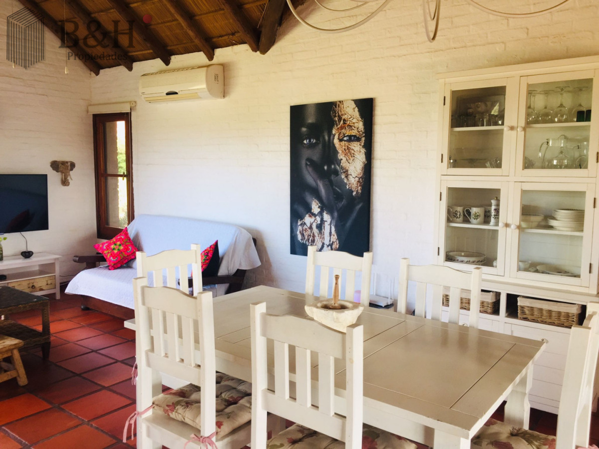 Casa ID.7636 - Casa alquiler venta Montoya 