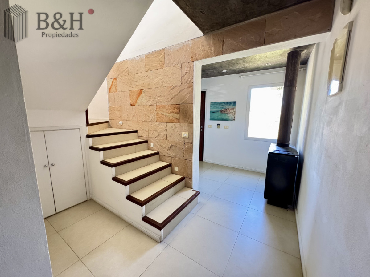 Casa ID.6868 - Casa en alquiler en el tesoro la barra