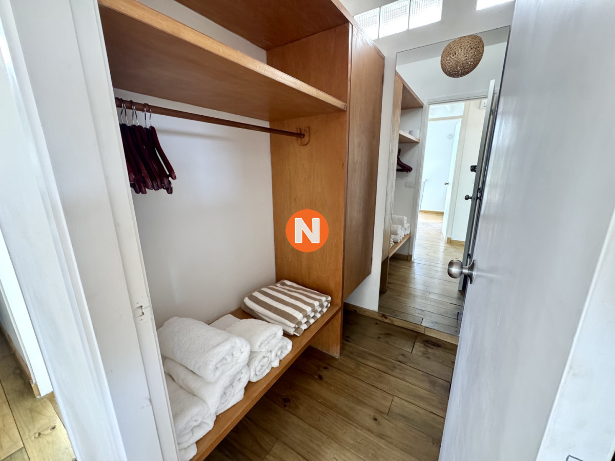 Casa Ref.225756 - Exclusiva Residencia en Venta en Manantiales, a Pasos de Playa Bikini
