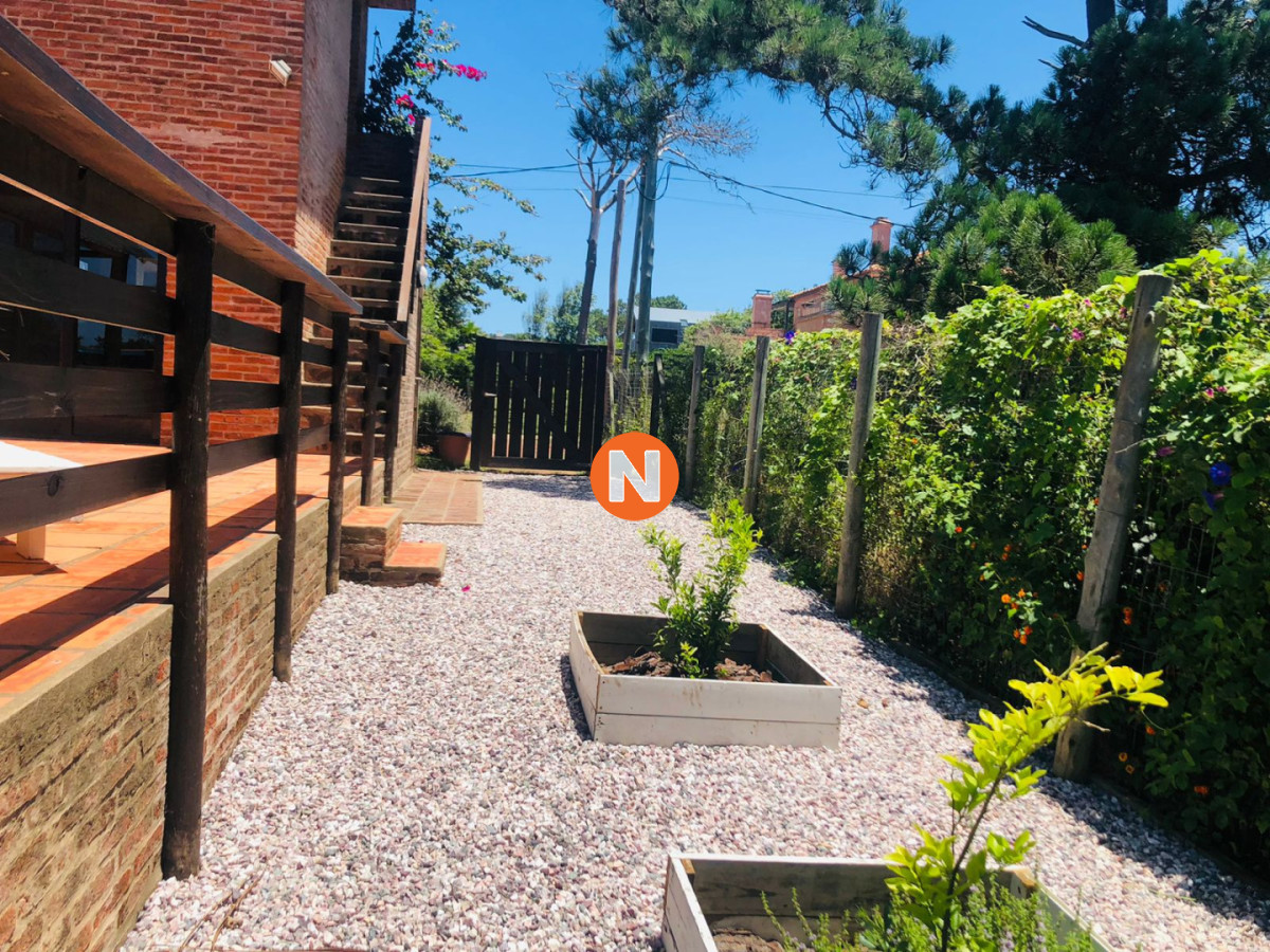 Casa Ref.225556 - Casa alquiler venta Montoya 