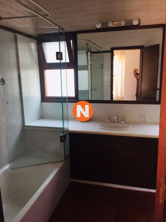 Casa Ref.225556 - Casa alquiler venta Montoya 
