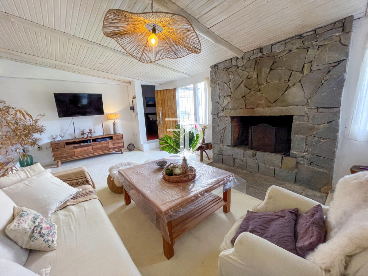 Casa ID.1536 - CASA VENTA  ALQUILER - LA BARRA, EL TESORO