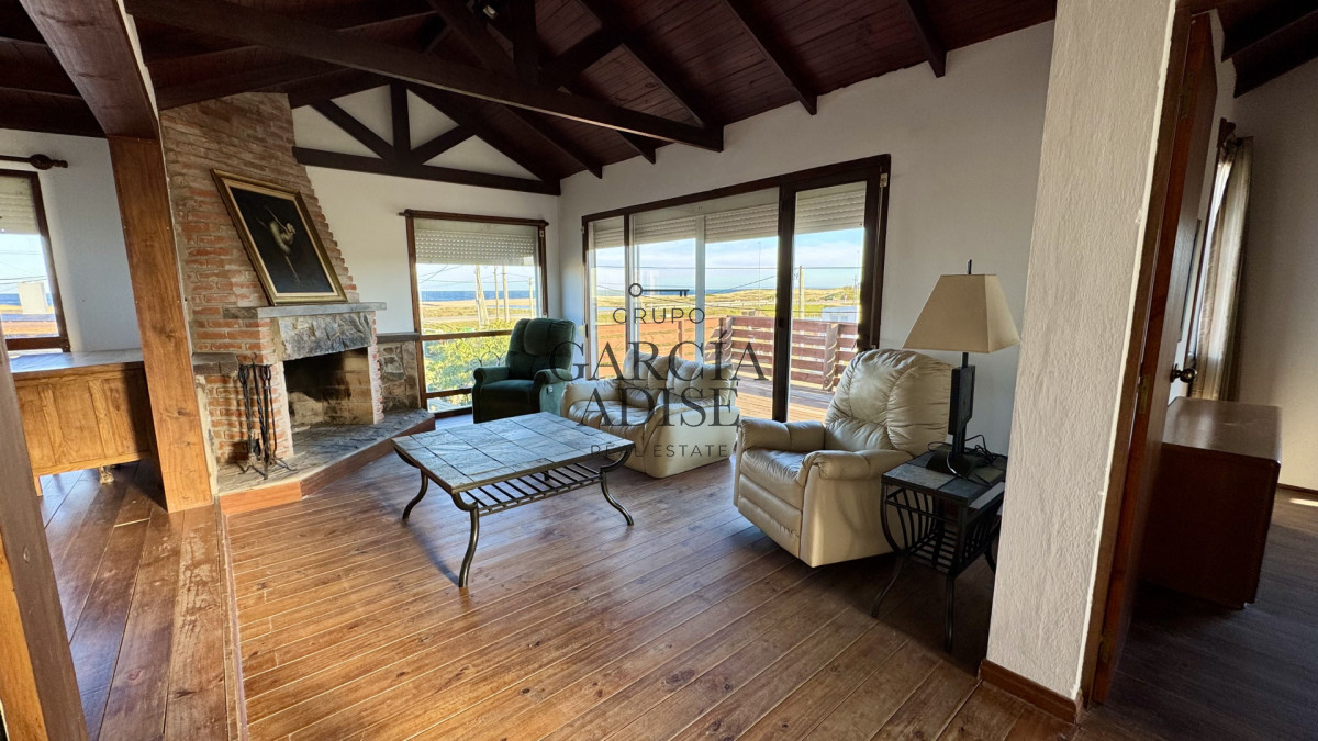 Casa ID.436/Casa-en-Venta-Con-Vista-al-Mar. - Casa en Venta Con Vista al Mar.
