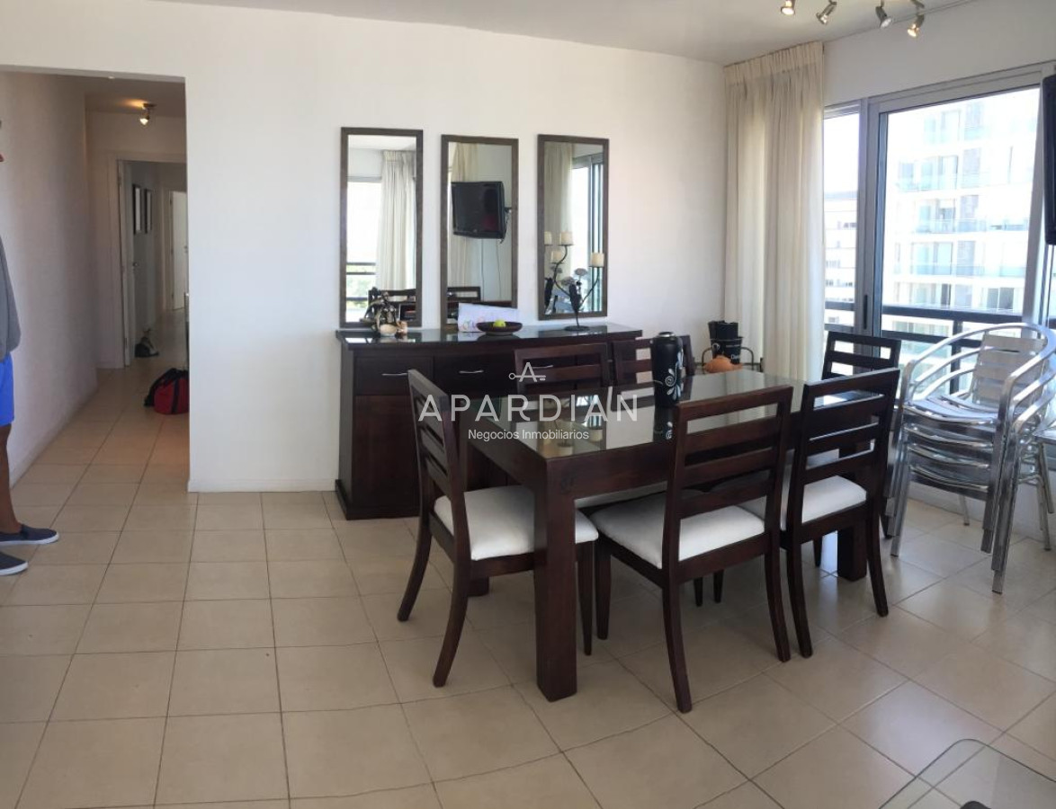 Apartamento ID.21096830 - Apartamwento en venta 3 dormitorios 2 baños.